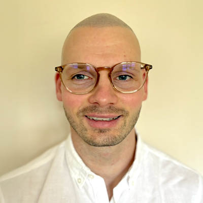 Achim Beeken - Production Manager
Günther Janẞen